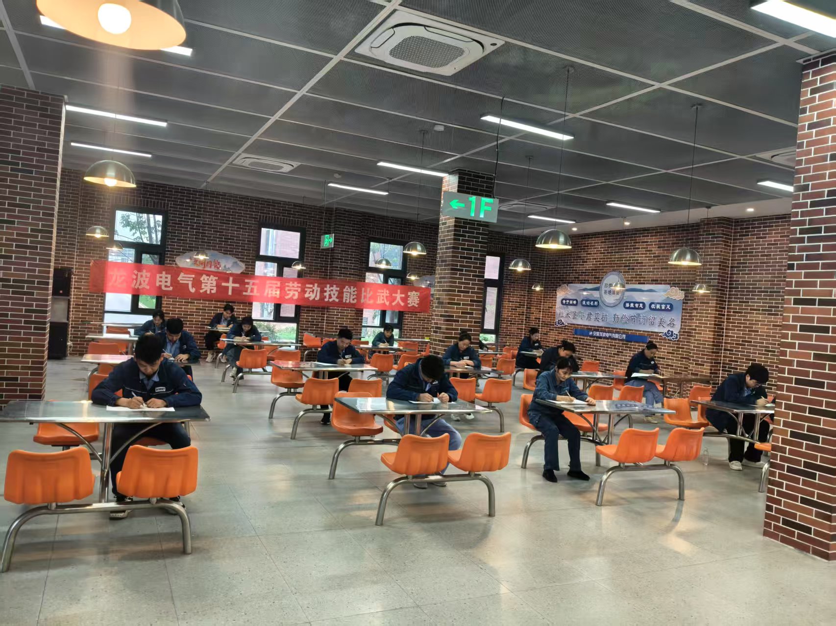 09391027763296.jpg 1 (1).jpg